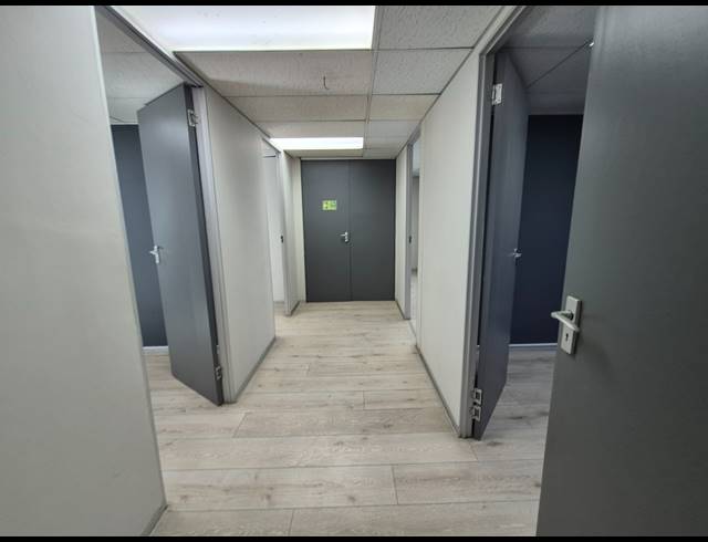 251M² OFFICE TO LET IN MORNINGSIDE